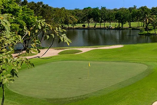 Krungthep-Kreetha-Golf-Course-green