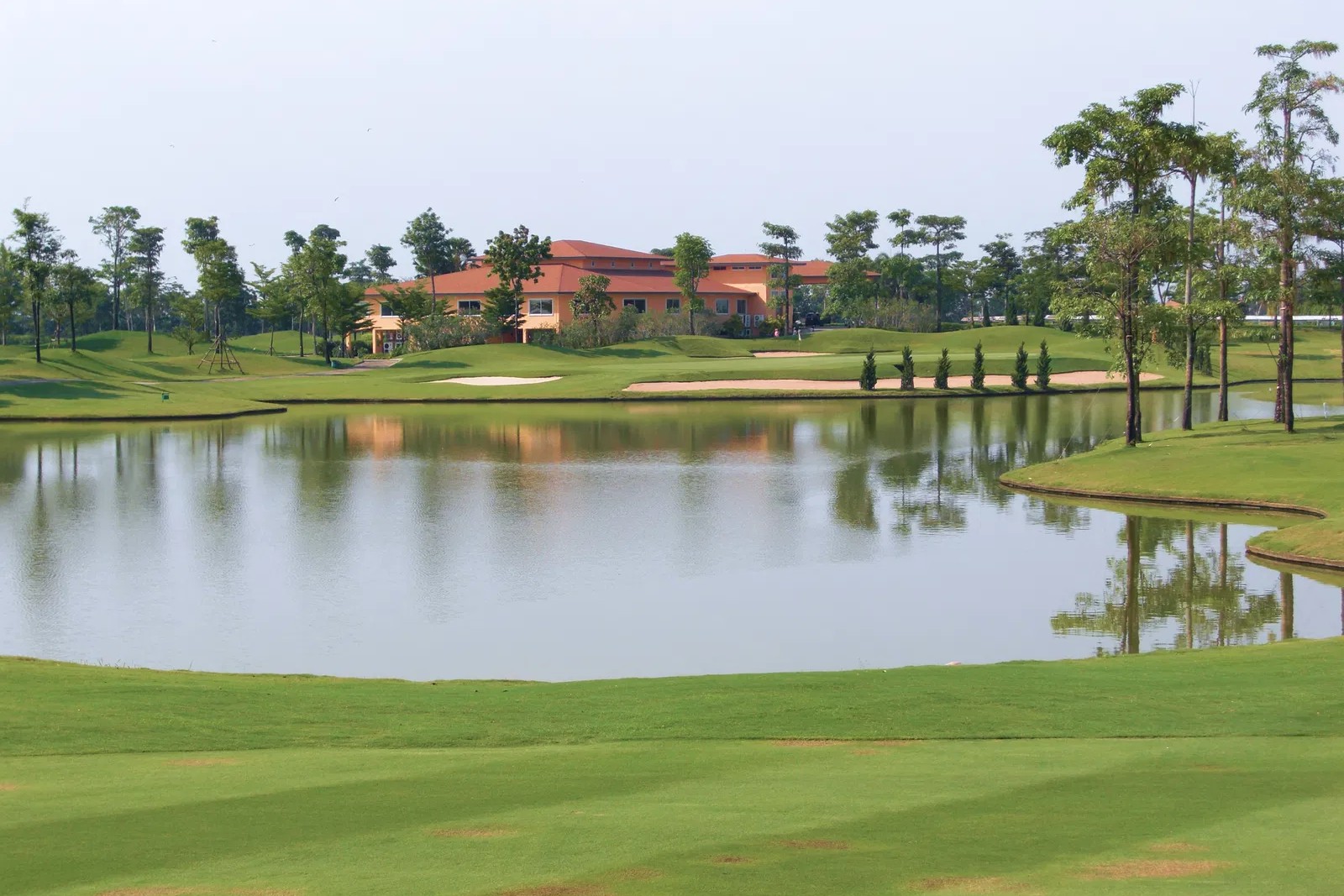 cascata-fairway-clubhouse