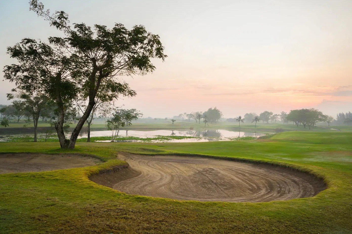 uniland-fairway-bunker